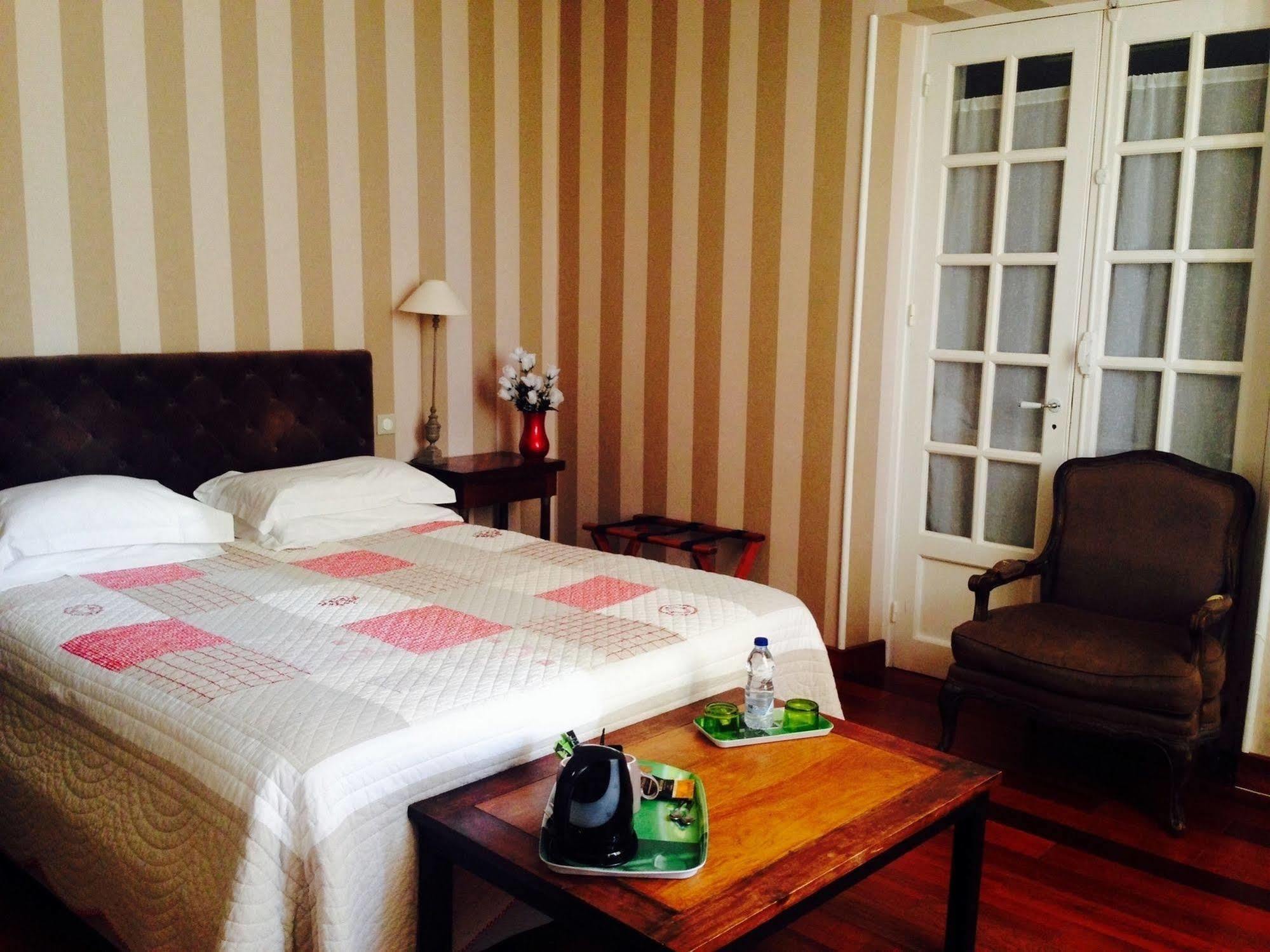 Hotel La Villa Saint-Pierre-d'Irube Ngoại thất bức ảnh